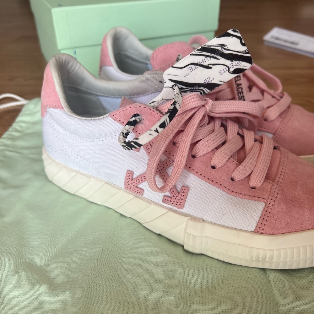 Off white vulcanized canvas sneakers